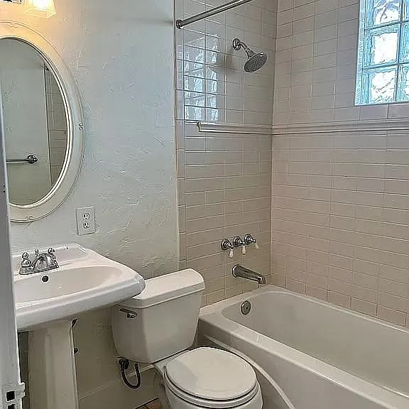 Main bathroom