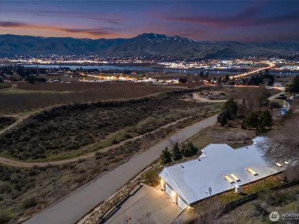71 Blue Grade Road, East Wenatchee, WA 98802