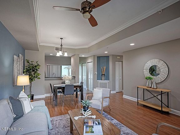 4th image of 9745 TOUCHTON Road #2002