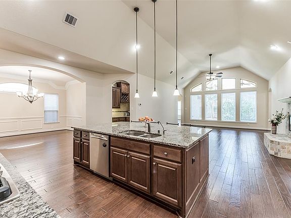 2nd image of 5714 White River Pass Ln