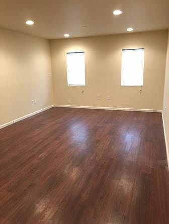 2nd image of 33XX Emerald St Floor 2