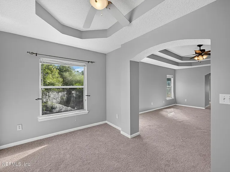470 Sparrow Branch Cir — Photo 35