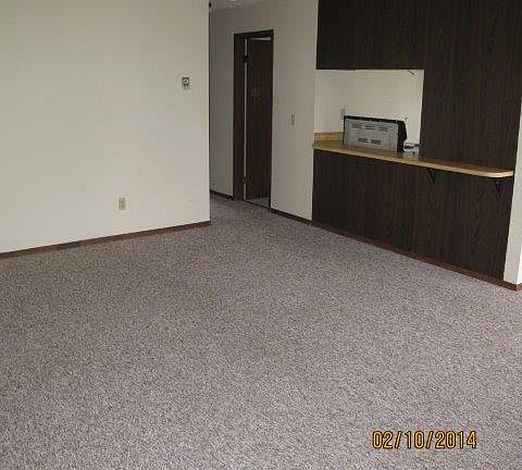 4th image of 562 N Franklin St APT 4