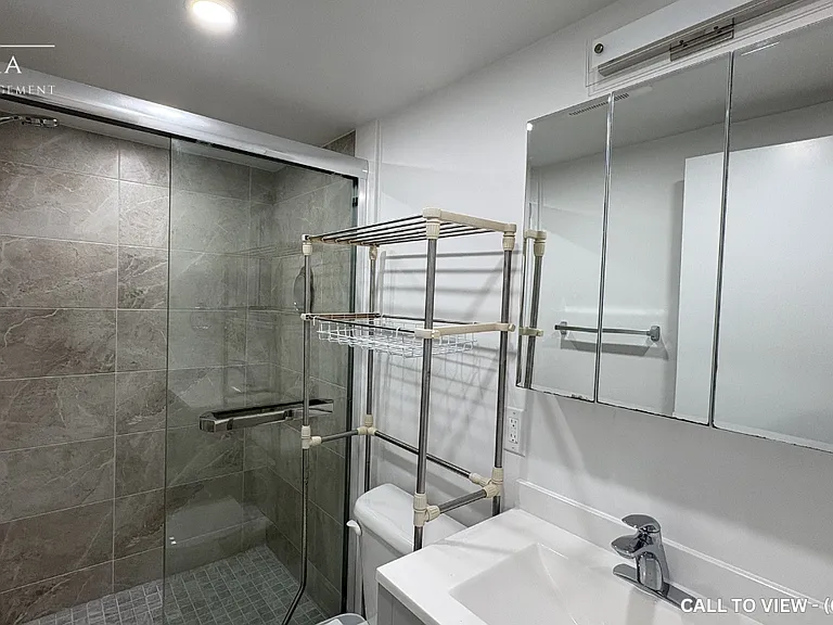 563 Greenhill Ave #2 — Photo 8