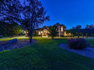 9925 Trophy Oaks Dr, San Antonio, TX 78266