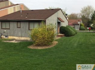 101 Reynolds Ct, Matawan, NJ 07747