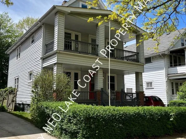 2084 Dowd Ave #Up, Lakewood, OH 44107