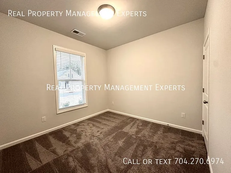8197 McCormick St — Photo 14