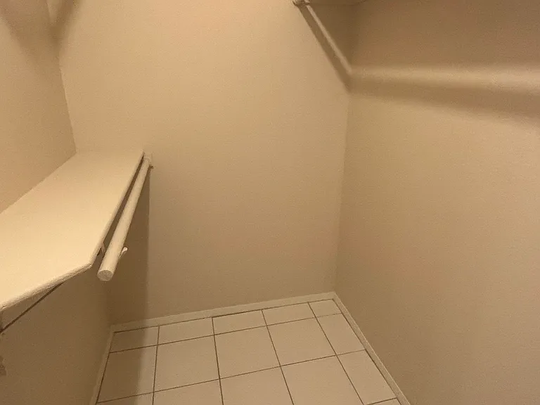 16618 E Ashbrook Dr #B — Photo 18
