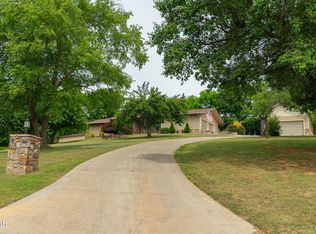 1479 Wendron Moors Dr, Sevierville, TN 37862