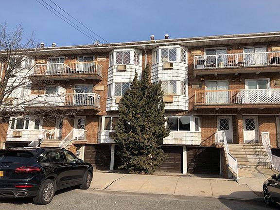 2nd image of 1409 Royce St #16
