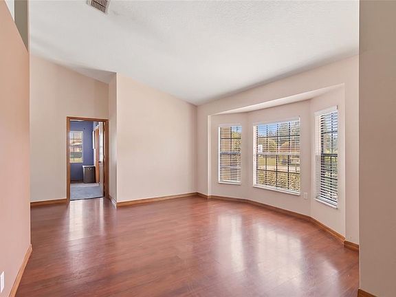 4th image of 2207 DEATA COURT