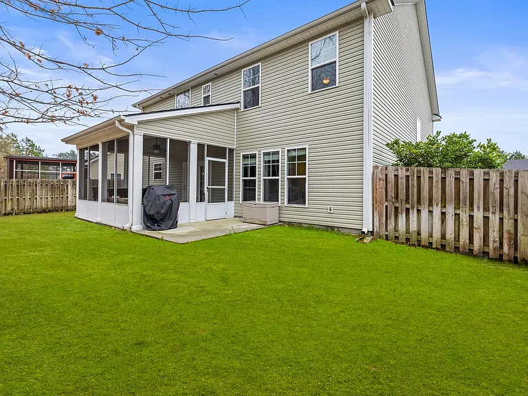 100 Richmond Walk Dr — Photo 33