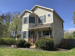 10 Wheatland Ave, Chicopee, MA 01020