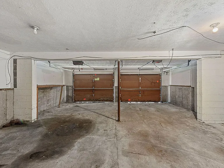 4321 Westwood Northern Blvd — Photo 35
