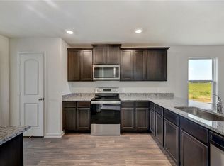 18520 Quiet Range Dr, Elgin, TX 78621