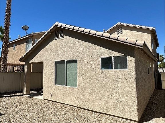 3rd image of 9854 Canterbury Creek St