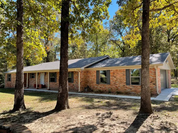 1264 Lonesome Pine Rd, Longview, TX 75605