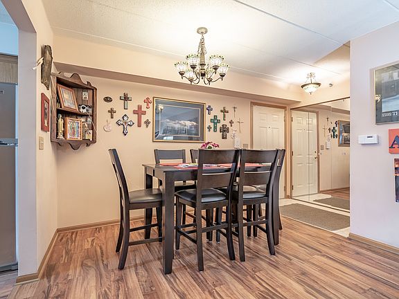 3rd image of 6825 Forestview Dr APT 1C