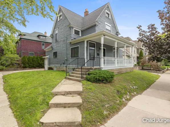 901 Wealthy St SE, Grand Rapids, MI 49506