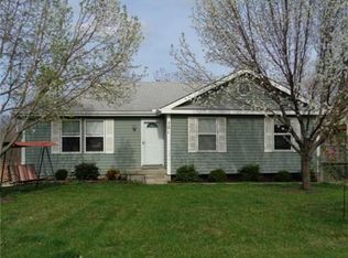 701 Lodwick Ln, Excelsior Springs, MO 64024