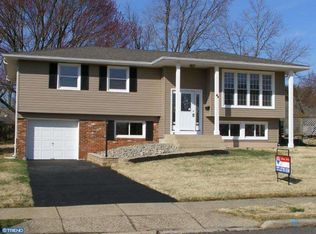 86 Princeton Dr, Delran, NJ 08075