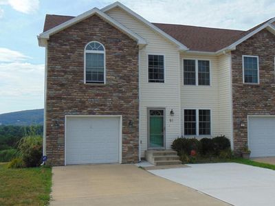 81 Mara Ln, Plains, PA, 18702