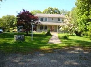 672 Boston Neck Rd, Narragansett, RI 02882