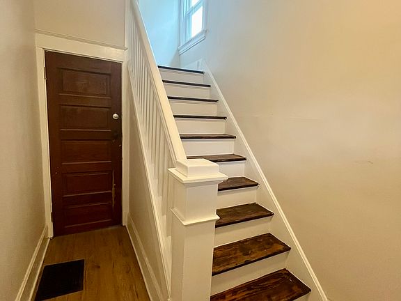 2nd image of 1800 Hopkins Ave #2