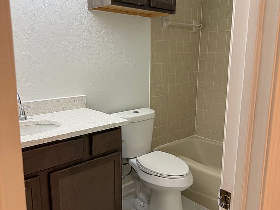 4th image of 213 Monticello Rd #213