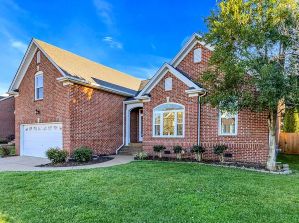 305 Larkspur Cv, Franklin, TN 37064