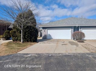 9 Sanctuary Way, Freeland, MI