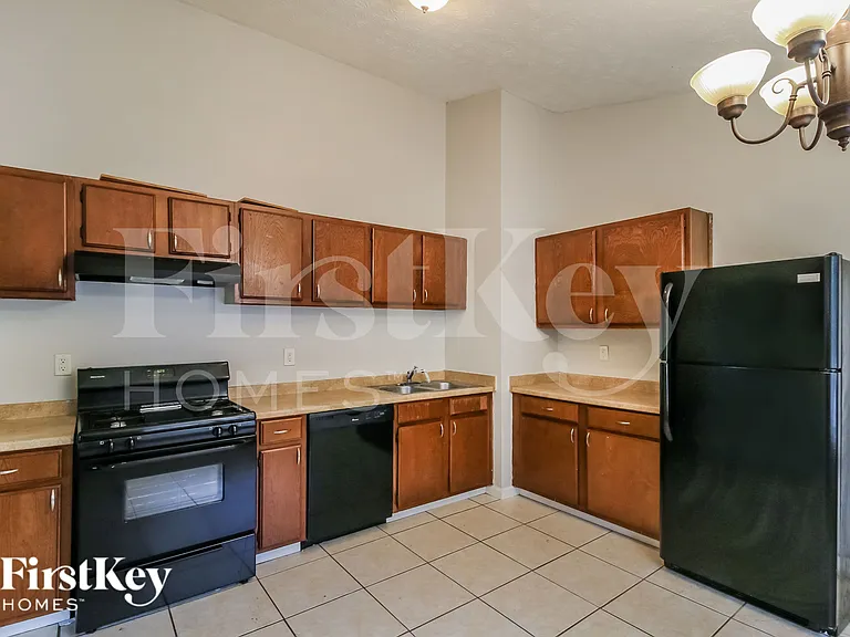 6168 Creekford Dr — Photo 7