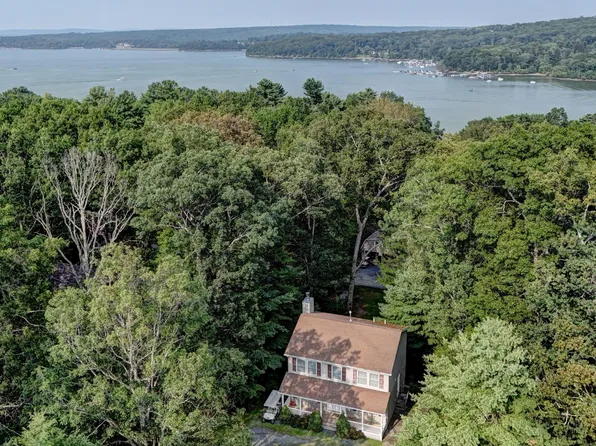 132 Spruce Rd, Tafton, PA 18464