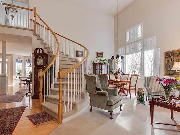 5th image of 1205 SE 176th Ct