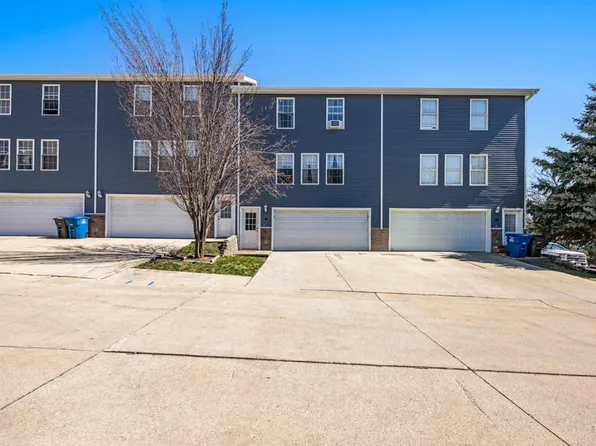 936 McKinley Ave Unit 9, Des Moines, IA 50315