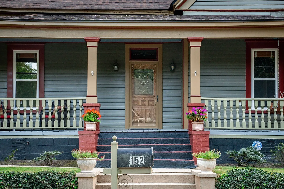 Building Photo - 152A Rivertown Rd