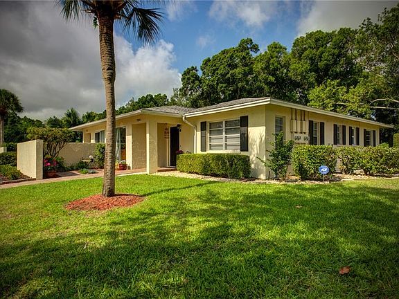 2nd image of 7034 W Country Club Dr N