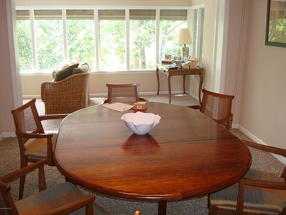 5th image of 304 Branch Wood Ln #304