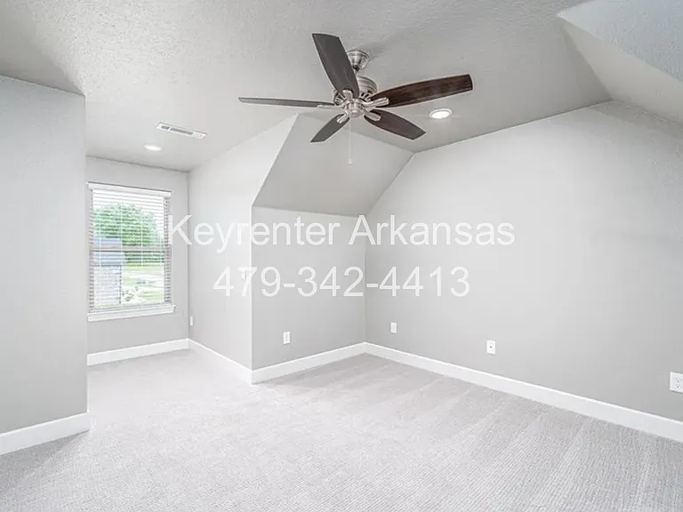 400 SW Ramsey Ln — Photo 25