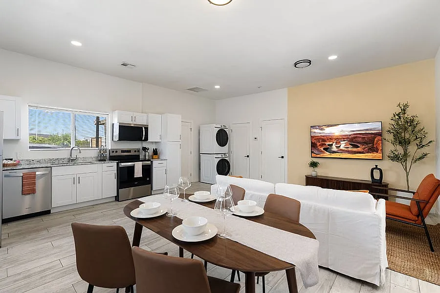 E Coronado Rd, Phoenix — Photo 1