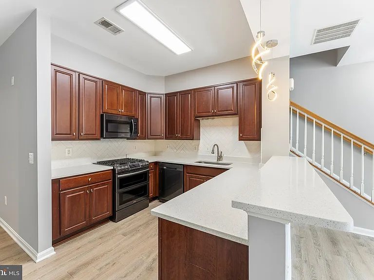 13949 Hollow Wind Way #201 — Photo 10