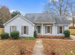 6721 River Hills Dr, Greensboro, NC 27410