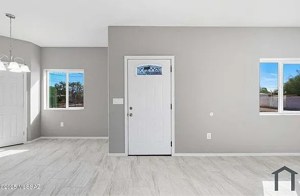3 bed, $1,790 — Photo 2