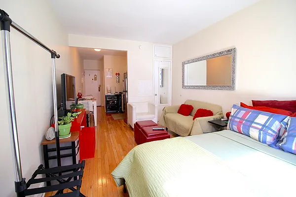 Rented by Alpha Properties NYC I LLC | media 2