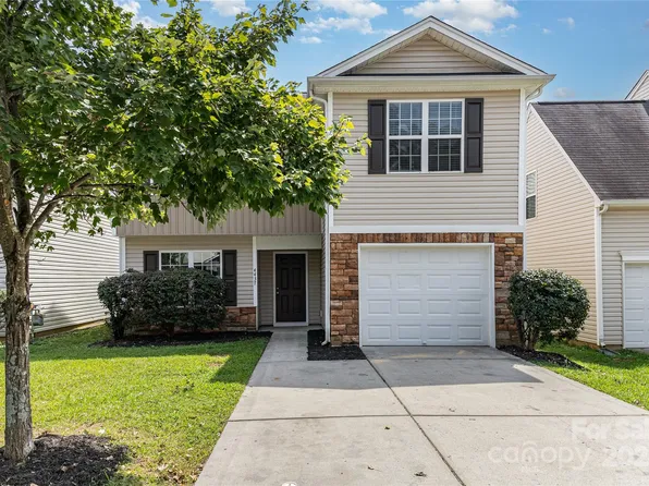 4437 Esmeralda Dr, Charlotte, NC 28269