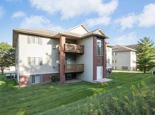 2268 Holiday Rd APT 411, Coralville, IA 52241