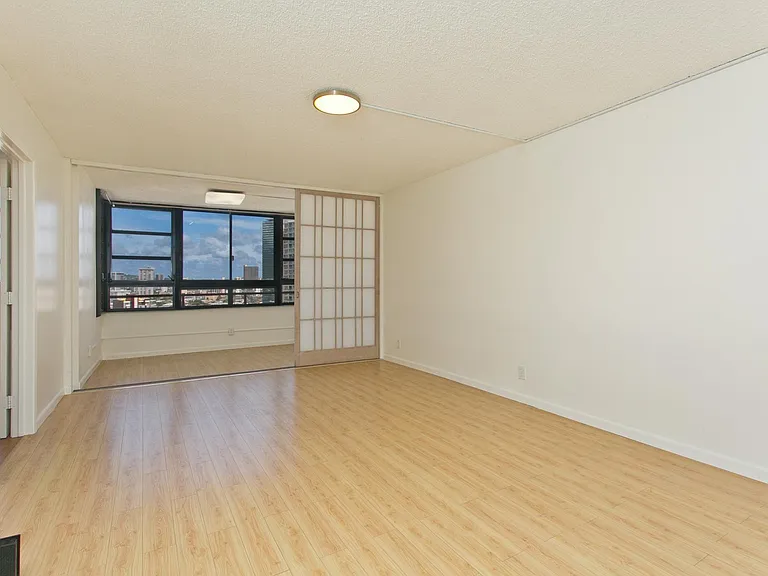 750 Kaheka St #1502 — Photo 2