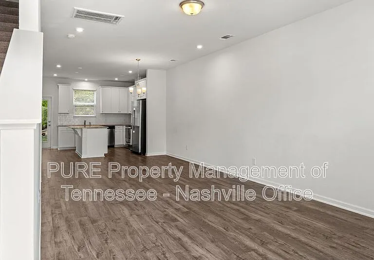 1219 Hope Village Way — Photo 6