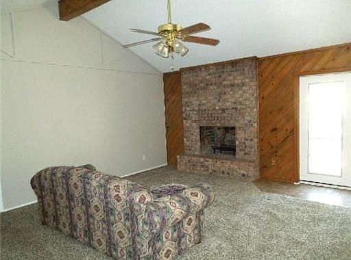 2nd image of 2818 Forestwood Dr